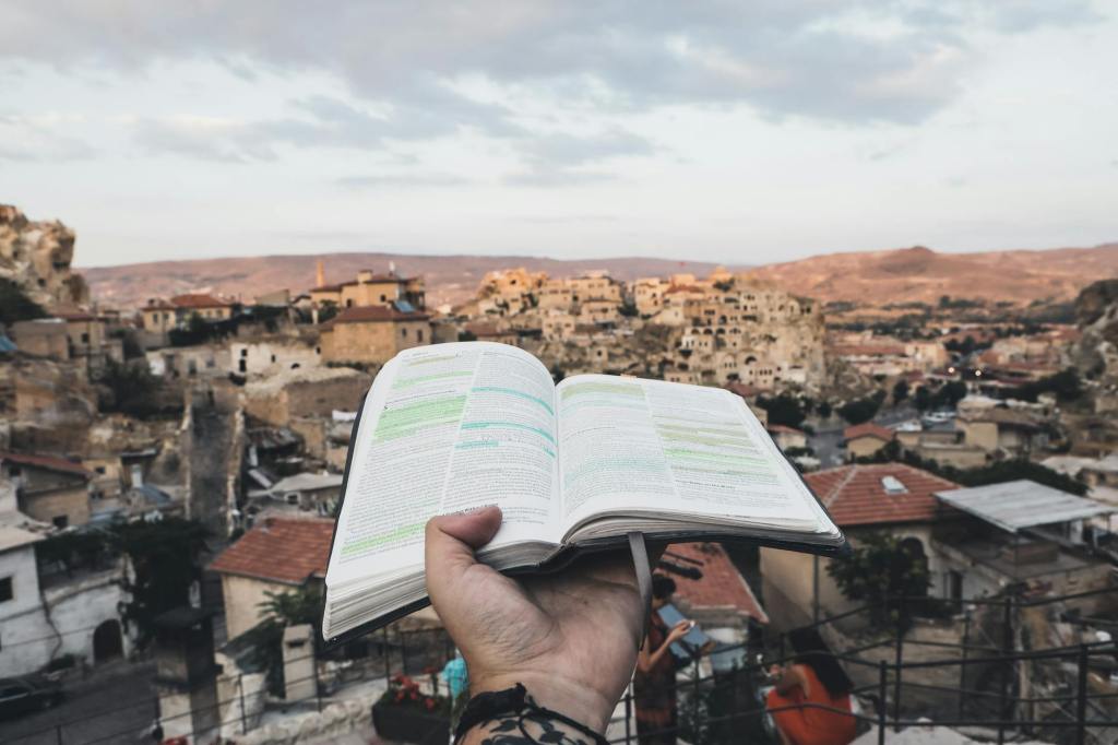 Why You Should Read the Bible In a&nbsp;Year